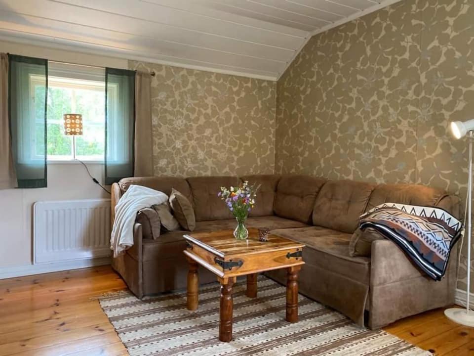 Kaellasens Stuguthyrning Sjotofta Exterior foto
